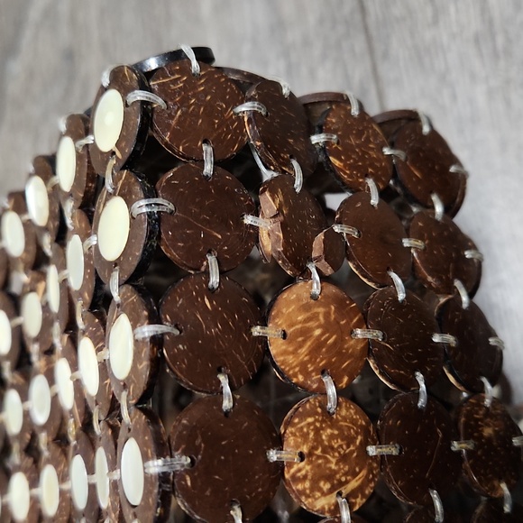 Vintage coconut tiki shell purse - Picture 10 of 10